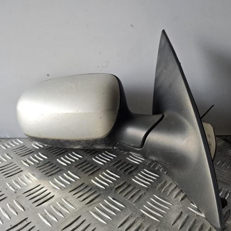 Oglinda electrica dreapta 5 pini Opel Corsa C facelift 2003-2006