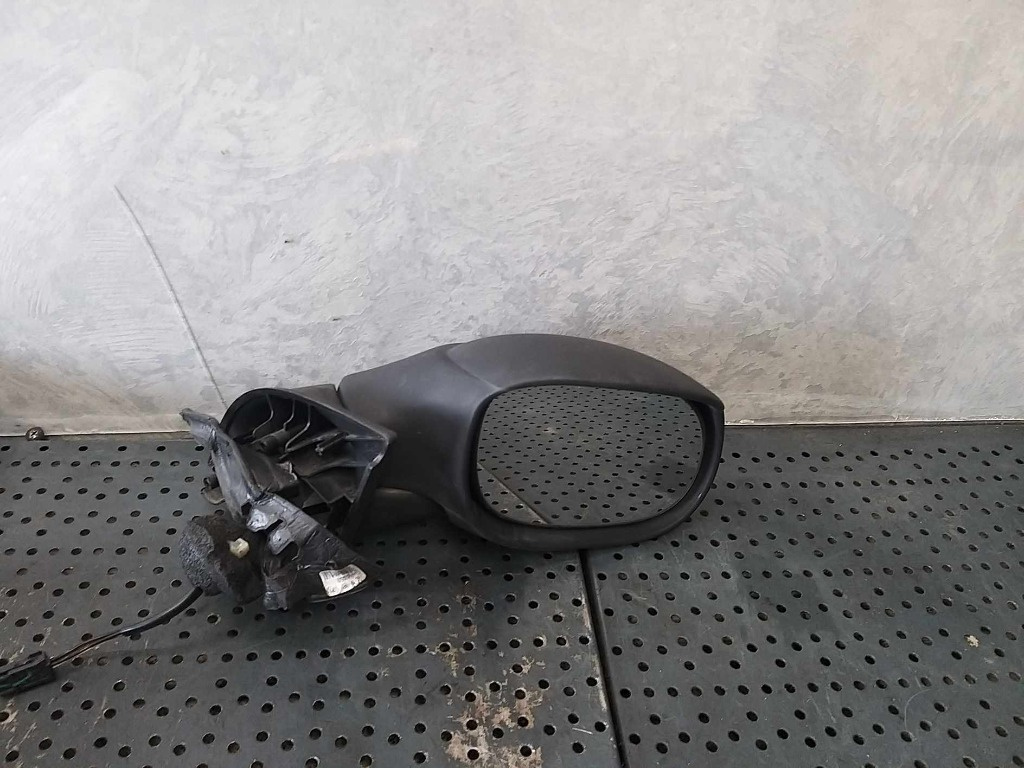 Oglinda electrica dreapta citroen c3 1 fc fn 12363510