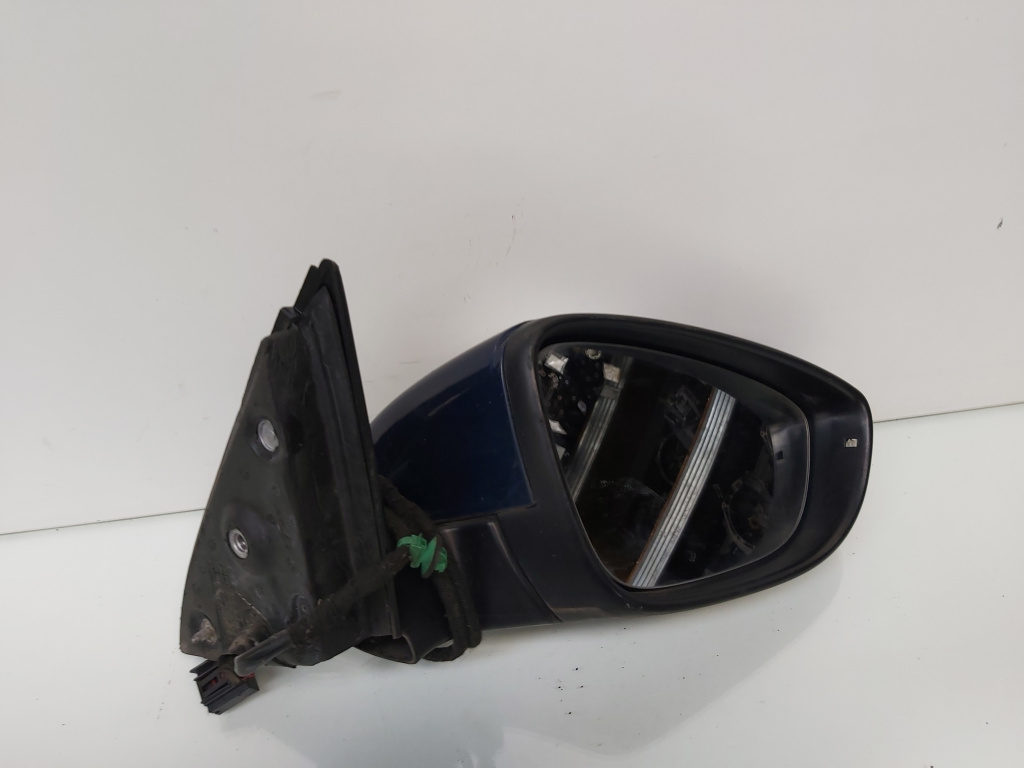 Oglinda electrica dreapta cu semnalizare cu lumina ambientala, VW Jetta 4 (6Z), volan pe dreapta (id:694031)