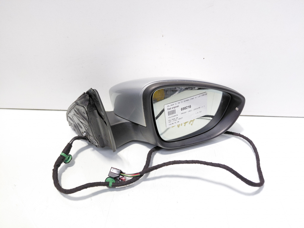 Oglinda electrica dreapta cu semnalizare si lumina ambientala, Vw Passat (362) vol pe dreapta (id:698216)