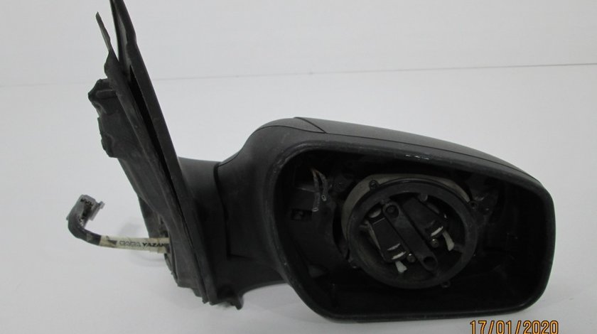 Oglinda electrica dreapta Ford Focus 2 an 2005-2008 cod 212836290