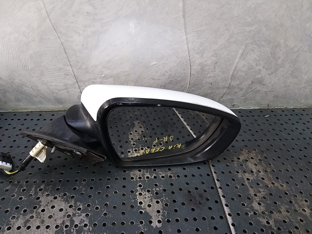 Oglinda electrica dreapta kia ceed 2 jd pentru piese 20435146 87620a2020