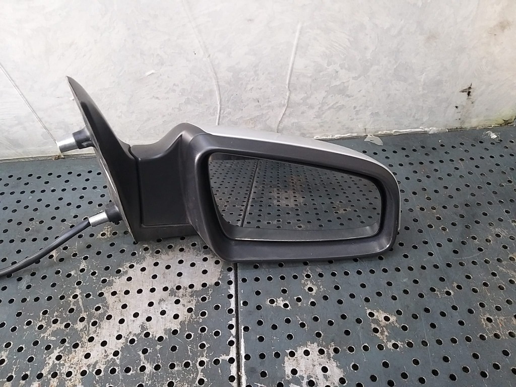 Oglinda electrica dreapta opel zafira b 13253340