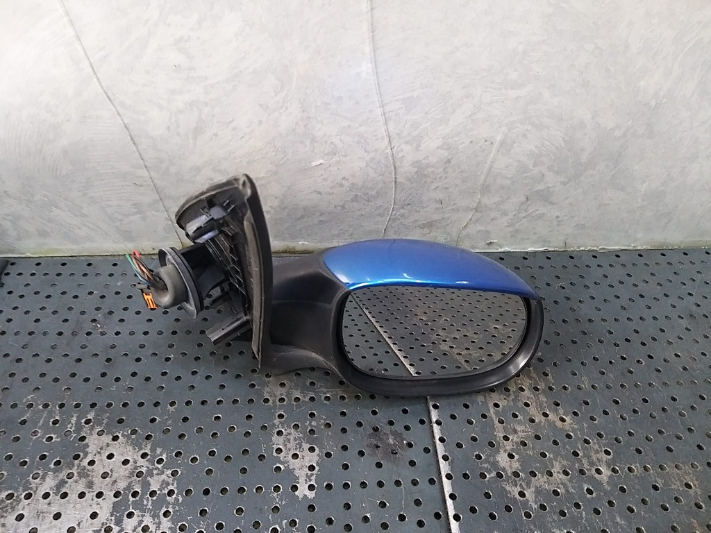 Oglinda electrica dreapta peugeot 206 2a c cp6475000