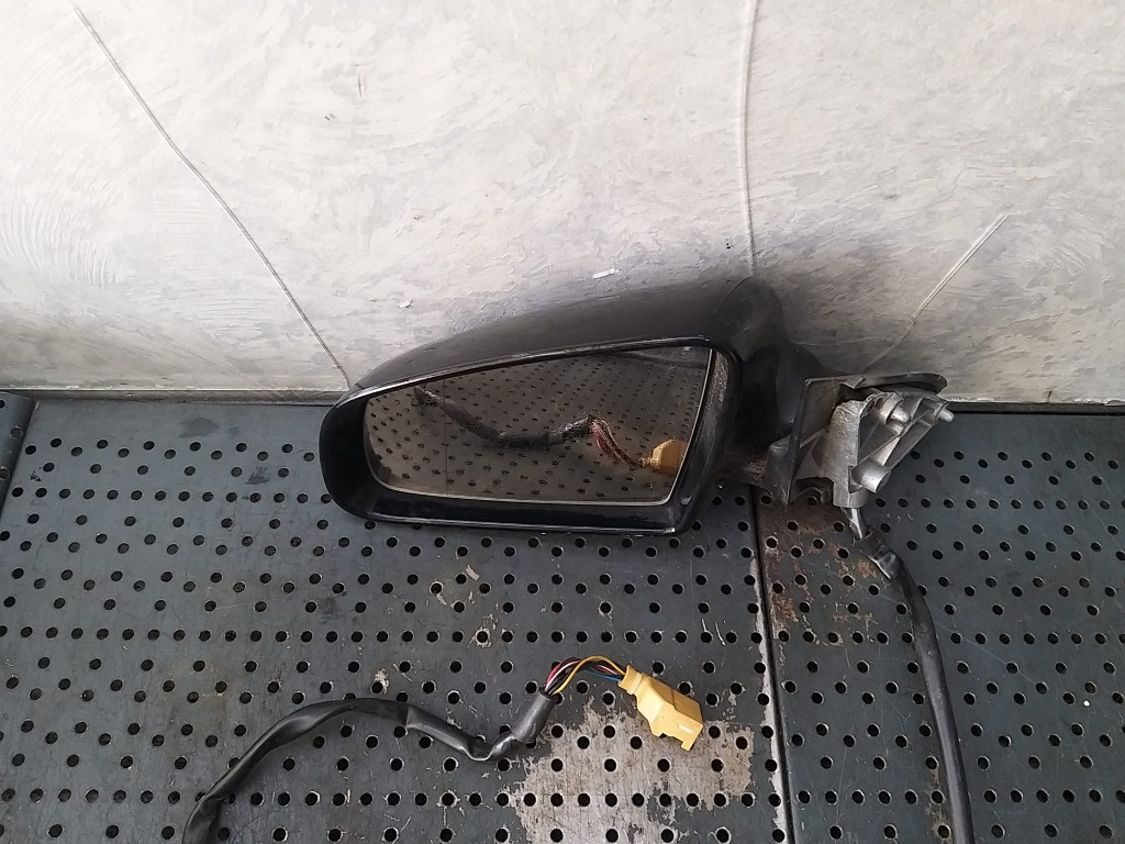 Oglinda electrica stanga audi a4 b7 8e