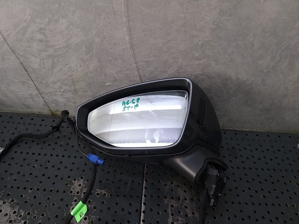 Oglinda electrica stanga audi a6 c8 4k pentru piese