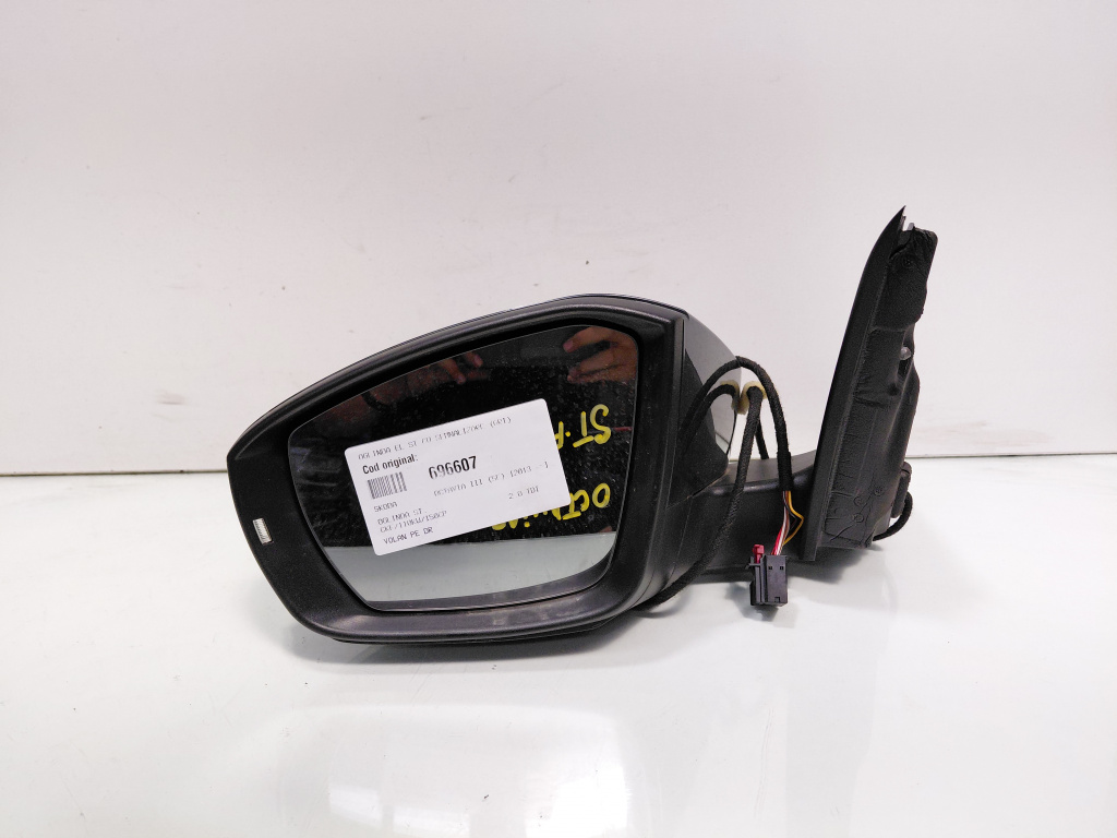Oglinda electrica stanga cu semnalizare, Skoda Octavia 3 (5E3) vol pe dr (id:696607)