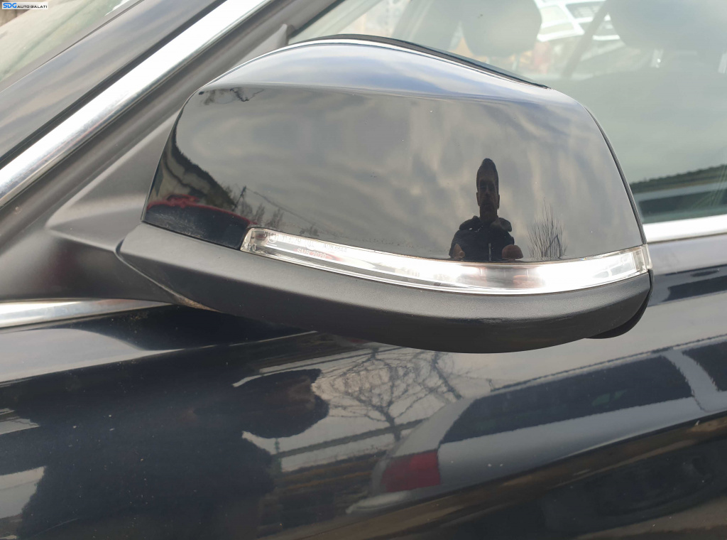 Oglinda Electrica Stanga FARA Pliere Rabatare cu Imperfectiuni BMW Seria 3 F30 F31 NFL Non Facelift 2011 - 2014 Culoare 475 Black Sapphire Metallic [K0292]