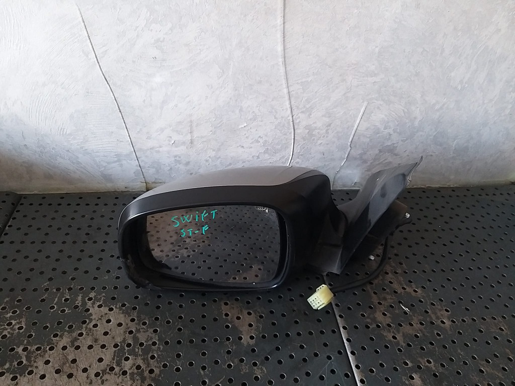 Oglinda electrica stanga suzuki swift 3 8470262jb0