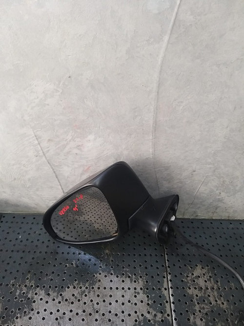Oglinda electrica stanga toyota verso r2