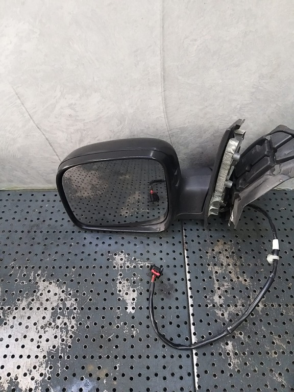 Oglinda electrica stanga vw caddy 3 2k 56508810