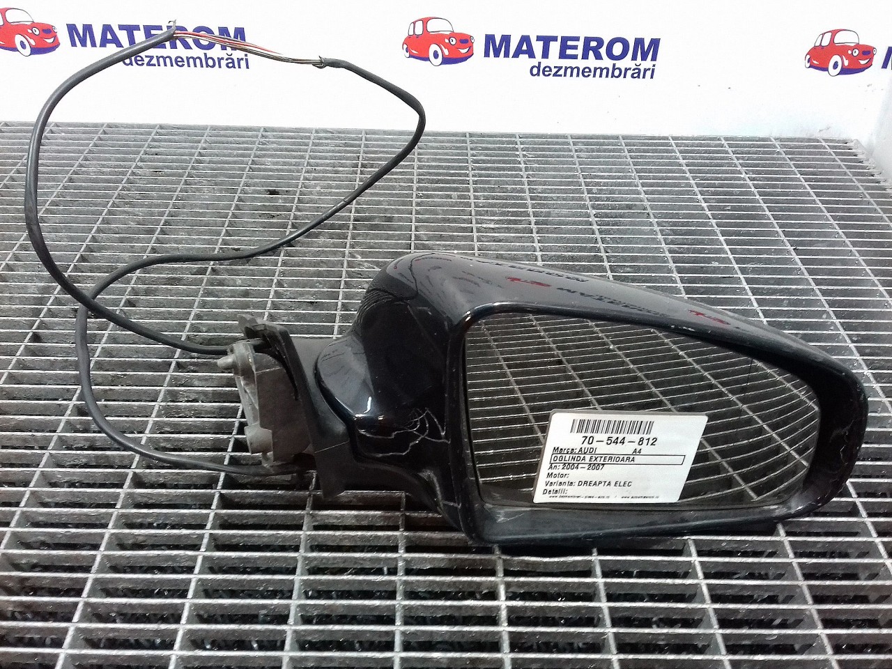 OGLINDA EXTERIOARA DREAPTA AUDI A4 - - (2004 2007)