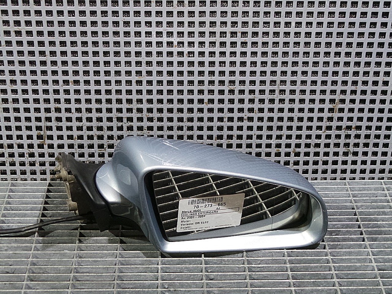 OGLINDA EXTERIOARA DREAPTA AUDI A4 A4 - - (2001 2004)