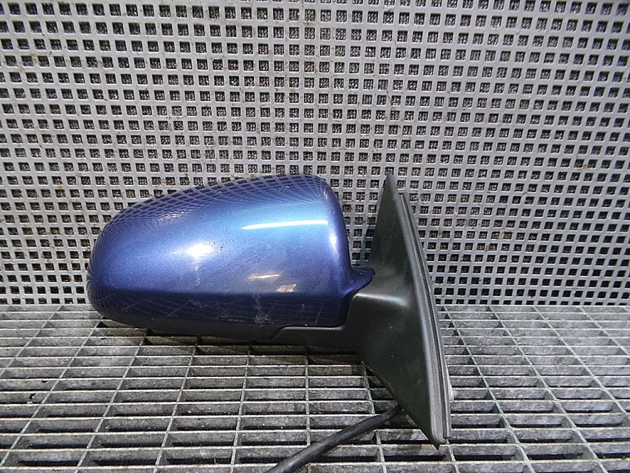 OGLINDA EXTERIOARA DREAPTA AUDI A4 A4 - - (2004 2007)