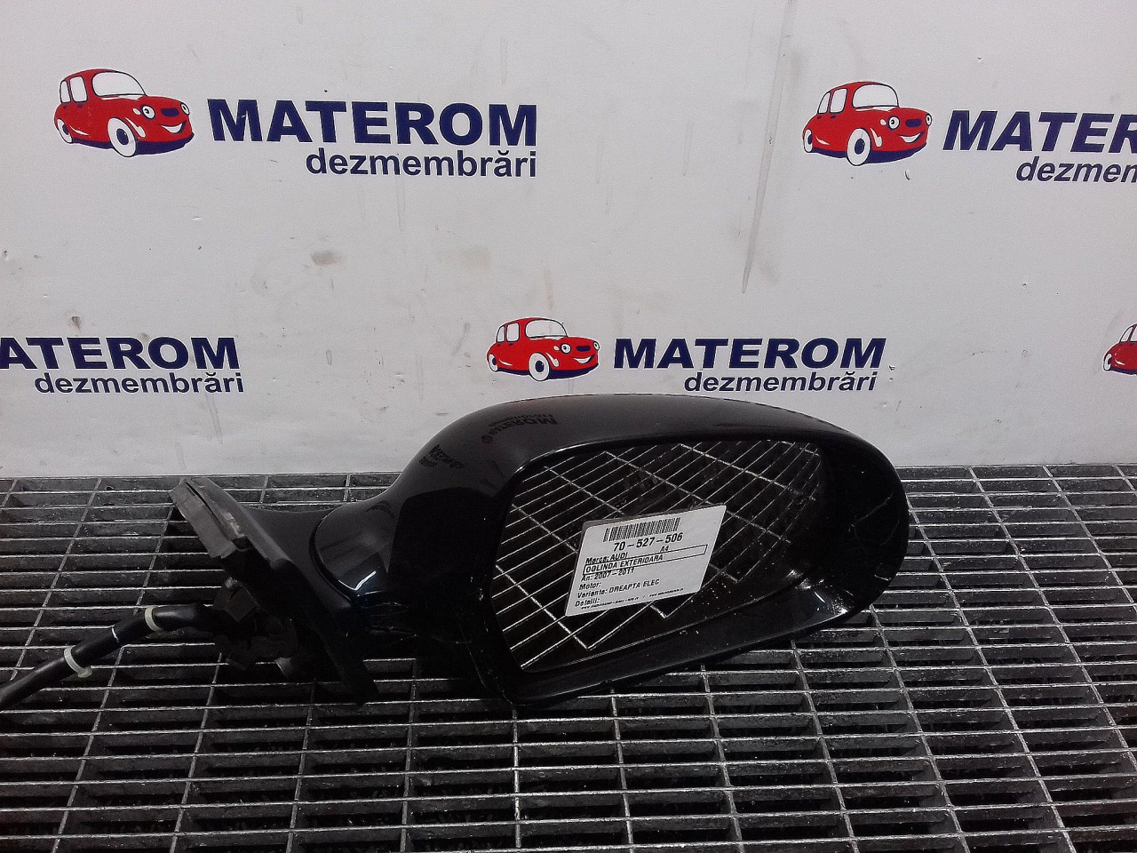 OGLINDA EXTERIOARA DREAPTA AUDI A4 A4 - - (2007 2011)
