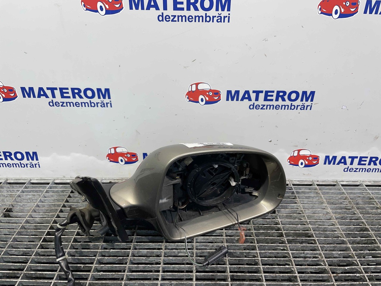 OGLINDA EXTERIOARA DREAPTA AUDI A4 A4 - - (2007 2011)
