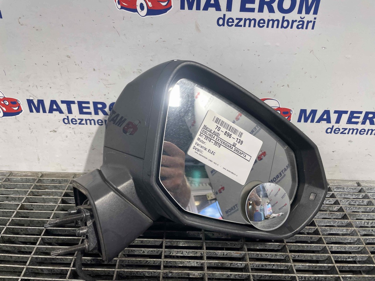 OGLINDA EXTERIOARA DREAPTA AUDI Q2 - - (