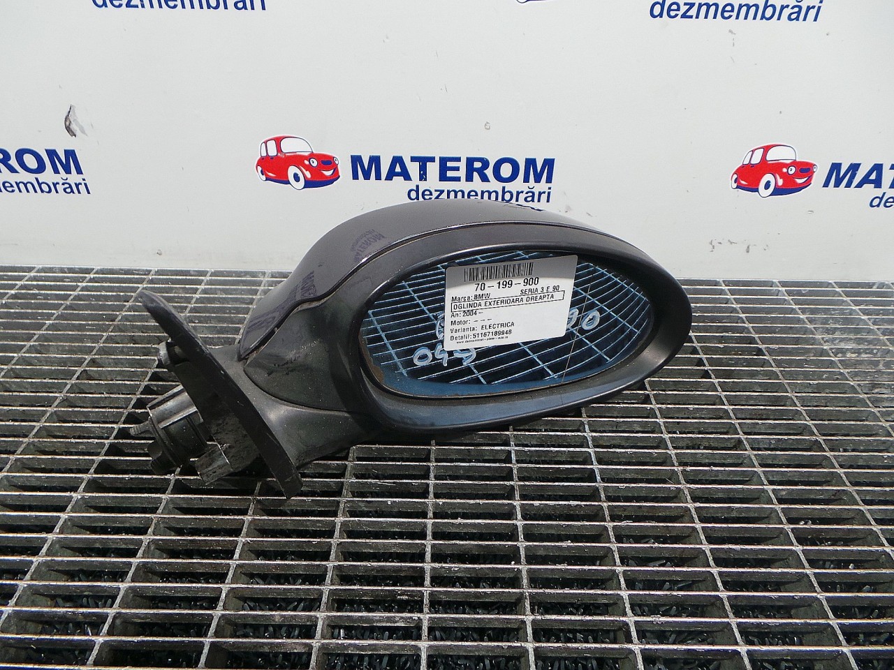 OGLINDA EXTERIOARA DREAPTA BMW SERIA 3 E 90 - - (2004 2007)