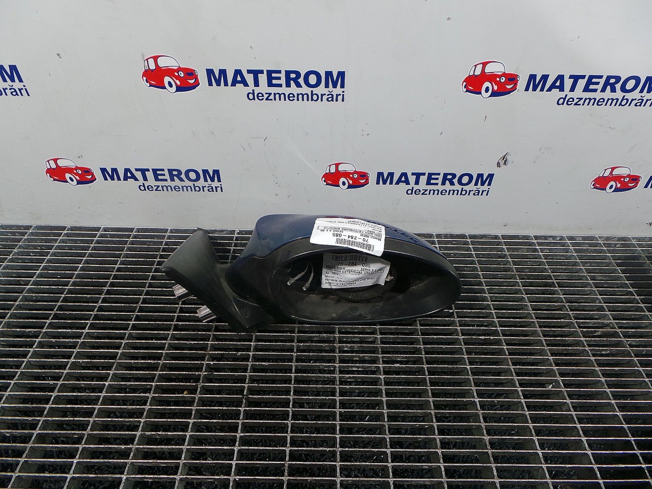 OGLINDA EXTERIOARA DREAPTA BMW SERIA 3 E 90 - - (2004 2007)