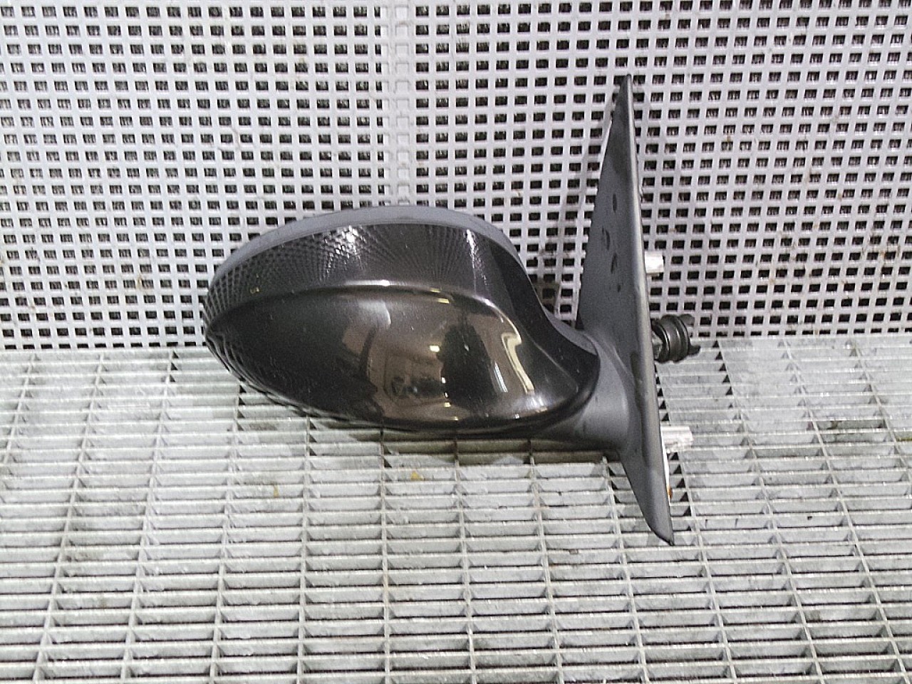 OGLINDA EXTERIOARA DREAPTA BMW SERIA 3 E 90 SERIA 3 E 90 - - (2004 2007)