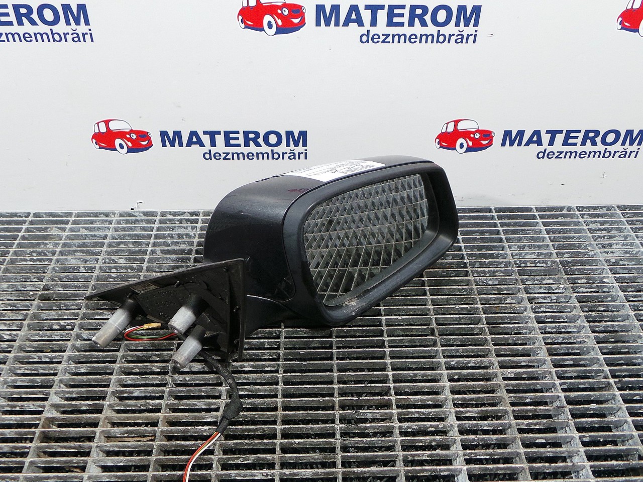 OGLINDA EXTERIOARA DREAPTA BMW SERIA 5 E 61 - - (2007 2010)