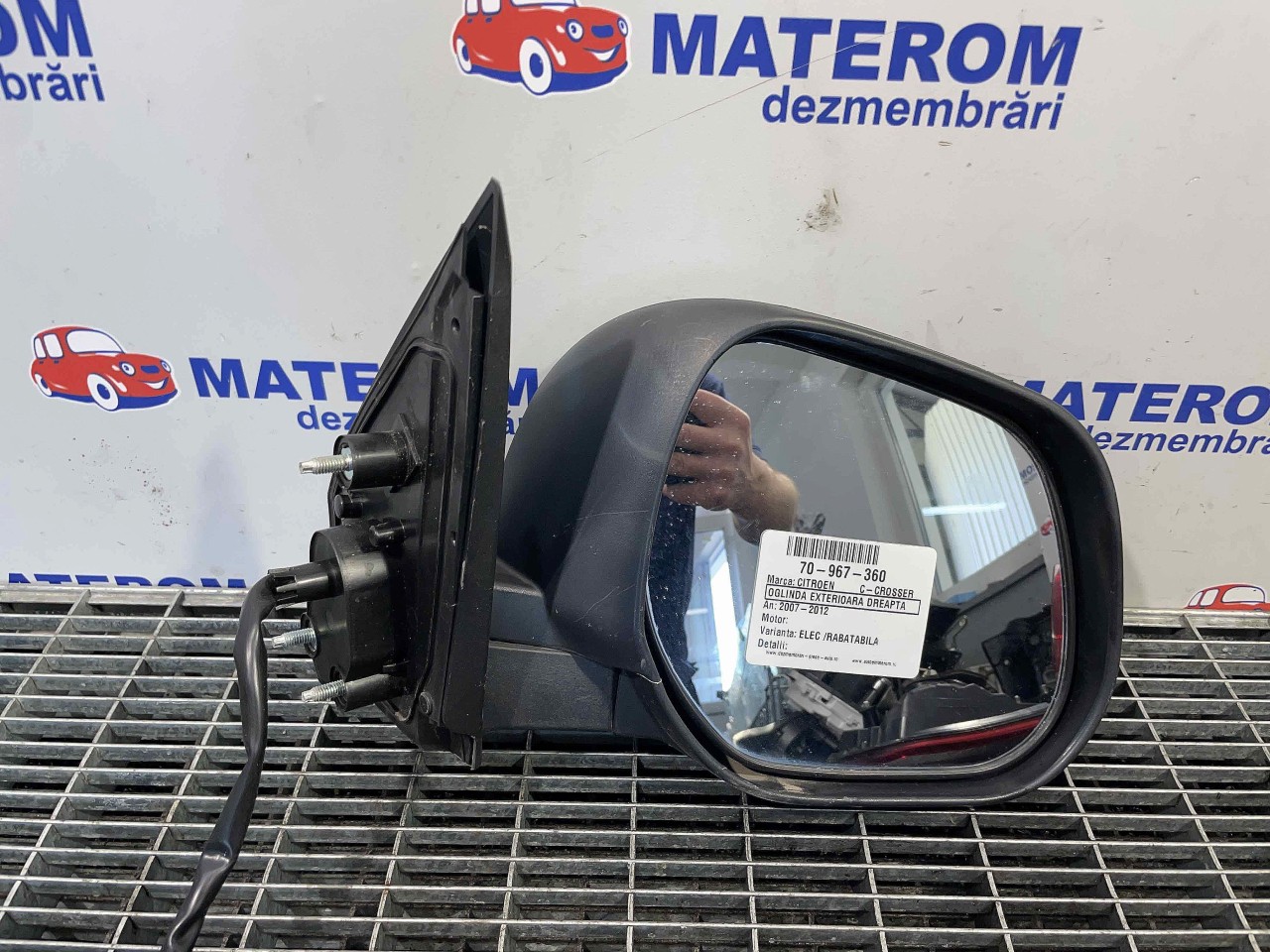 OGLINDA EXTERIOARA DREAPTA CITROEN C-CROSSER - - (2007 2012)