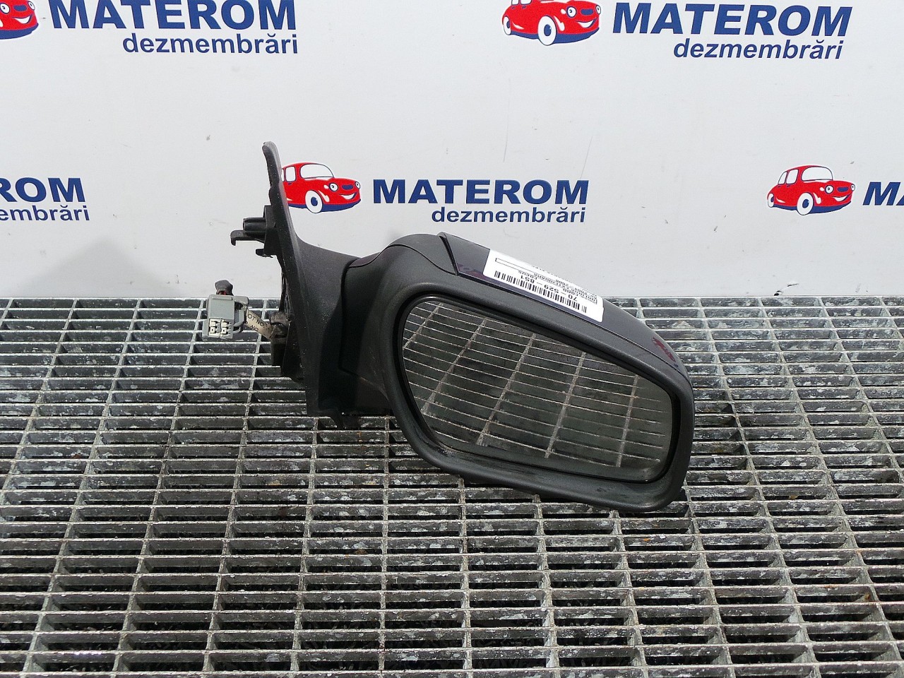 OGLINDA EXTERIOARA DREAPTA FORD FOCUS 1.6 INJ - (2004 2008)