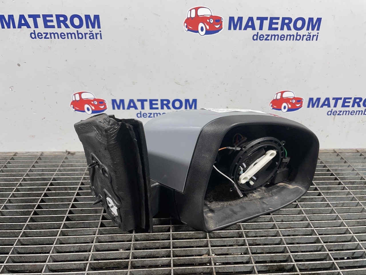 OGLINDA EXTERIOARA DREAPTA FORD FOCUS - - (2014 2018)