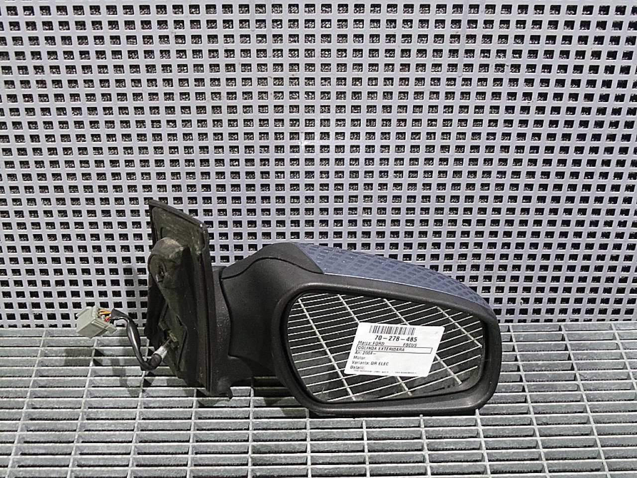OGLINDA EXTERIOARA DREAPTA FORD FOCUS FOCUS - - (2004 2008)