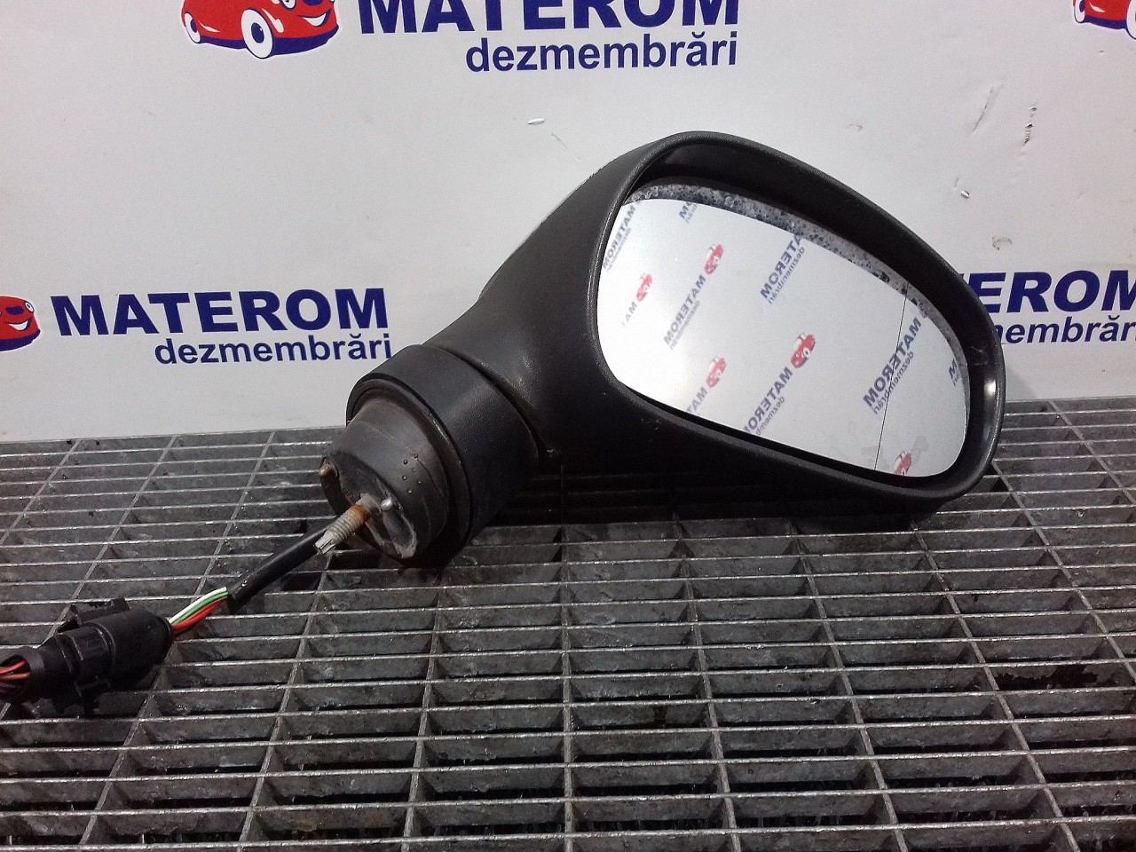 OGLINDA EXTERIOARA DREAPTA SEAT LEON LEON - - (2006 2012)