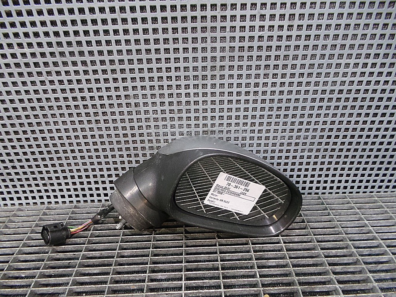 OGLINDA EXTERIOARA DREAPTA SEAT LEON LEON - - (2006 2012)