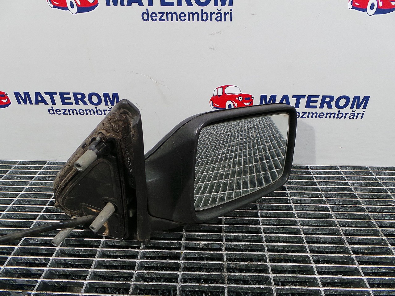 OGLINDA EXTERIOARA DREAPTA VW GOLF III - - (1992 1998)