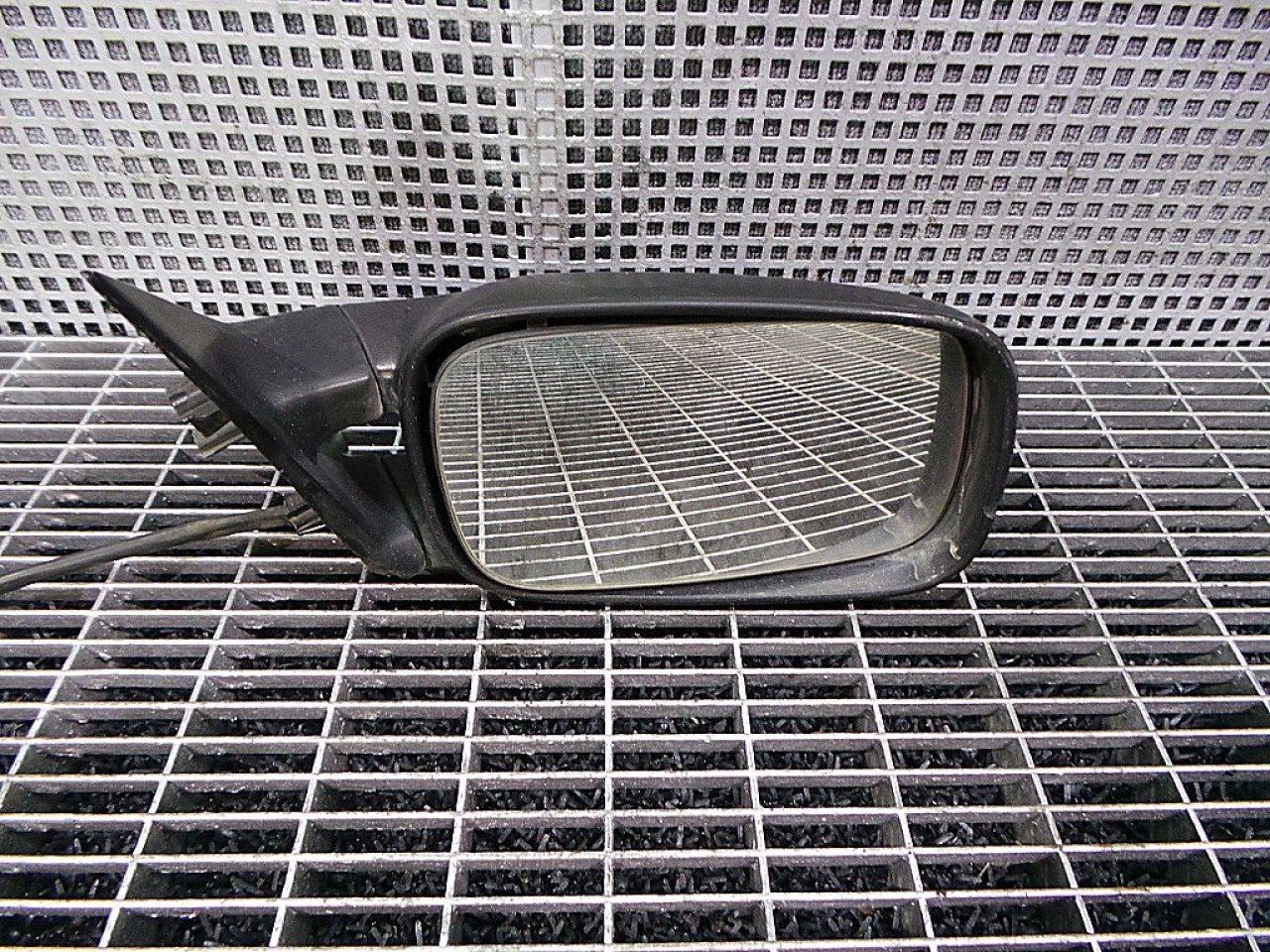 OGLINDA EXTERIOARA DREAPTA VW PASSAT PASSAT - - (1994 1997)