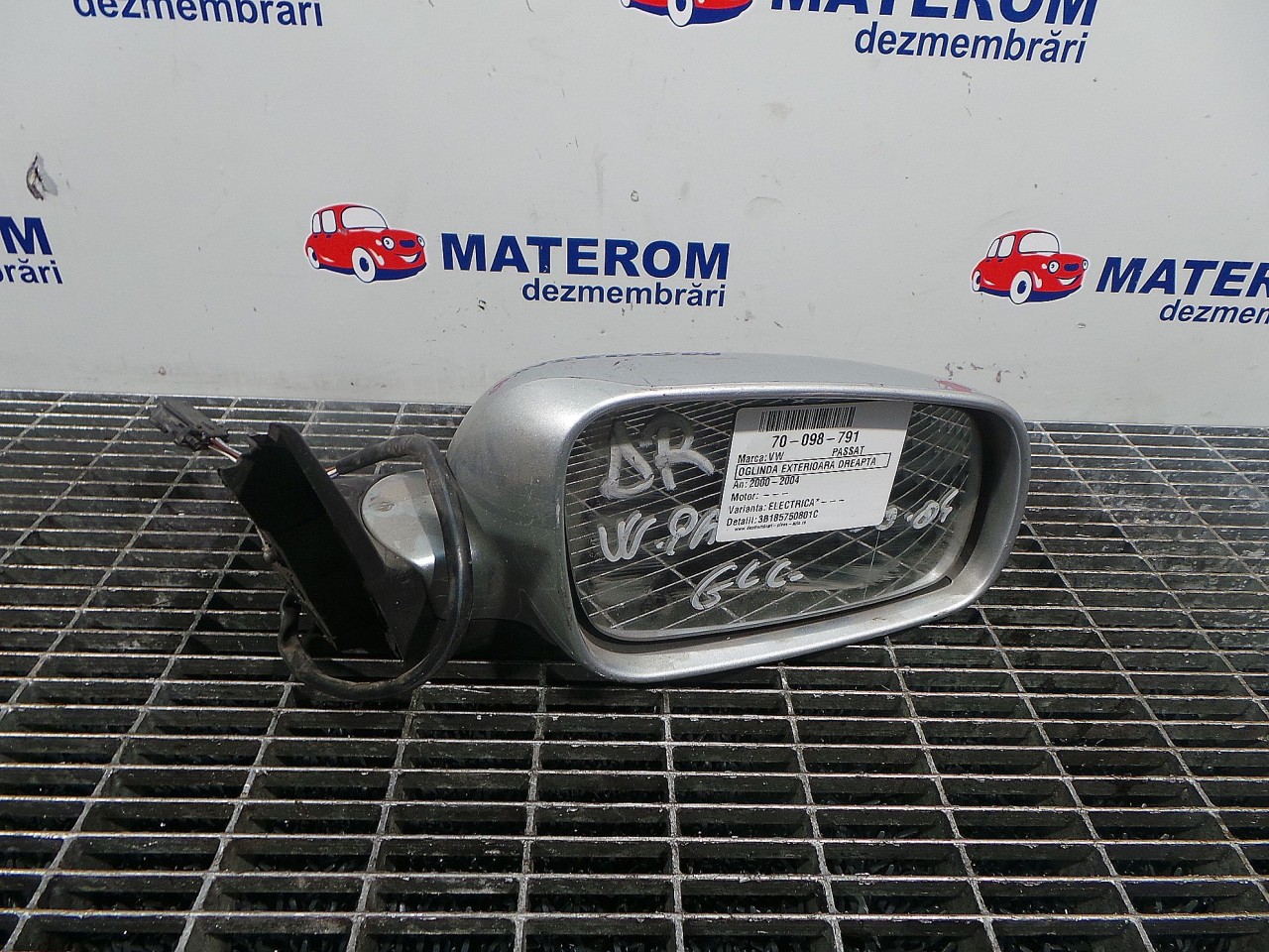 OGLINDA EXTERIOARA DREAPTA VW PASSAT PASSAT - - (2000 2004)