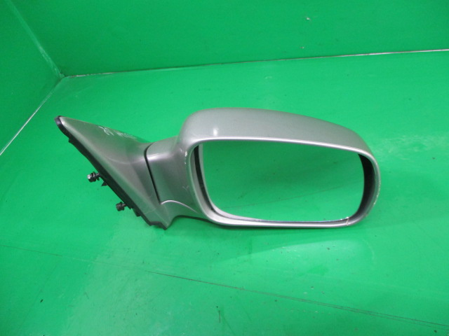 OGLINDA EXTERIOARA ELECTRICA DREAPTA HYUNDAI TERRACAN FAB. 2001 – 2006 ⭐⭐⭐⭐⭐