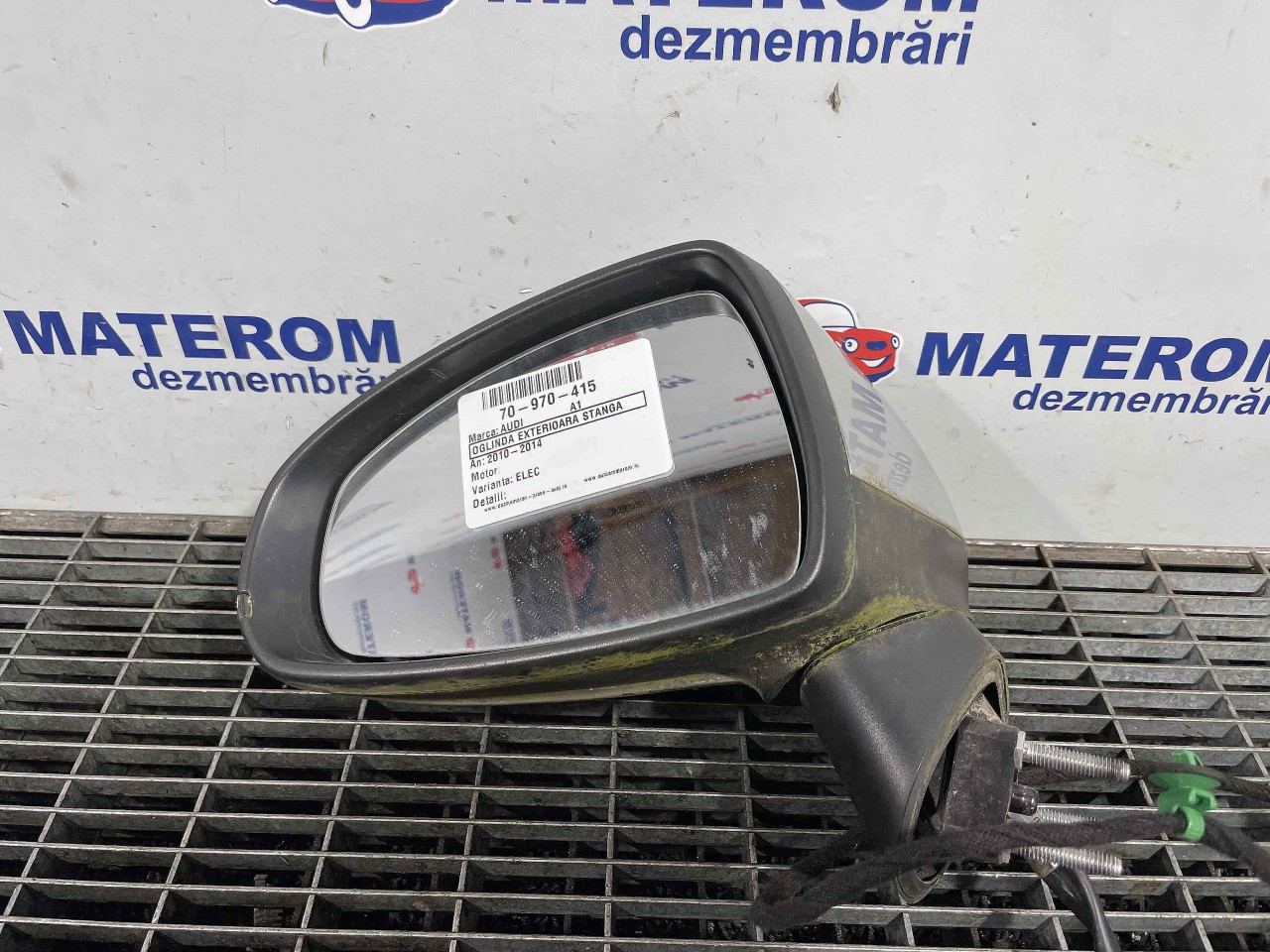 OGLINDA EXTERIOARA STANGA AUDI A1 - - (2010 2014)