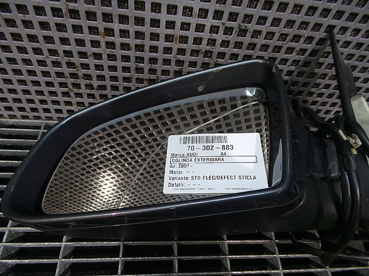 OGLINDA EXTERIOARA STANGA AUDI A4 A4 - - (2004 2007)