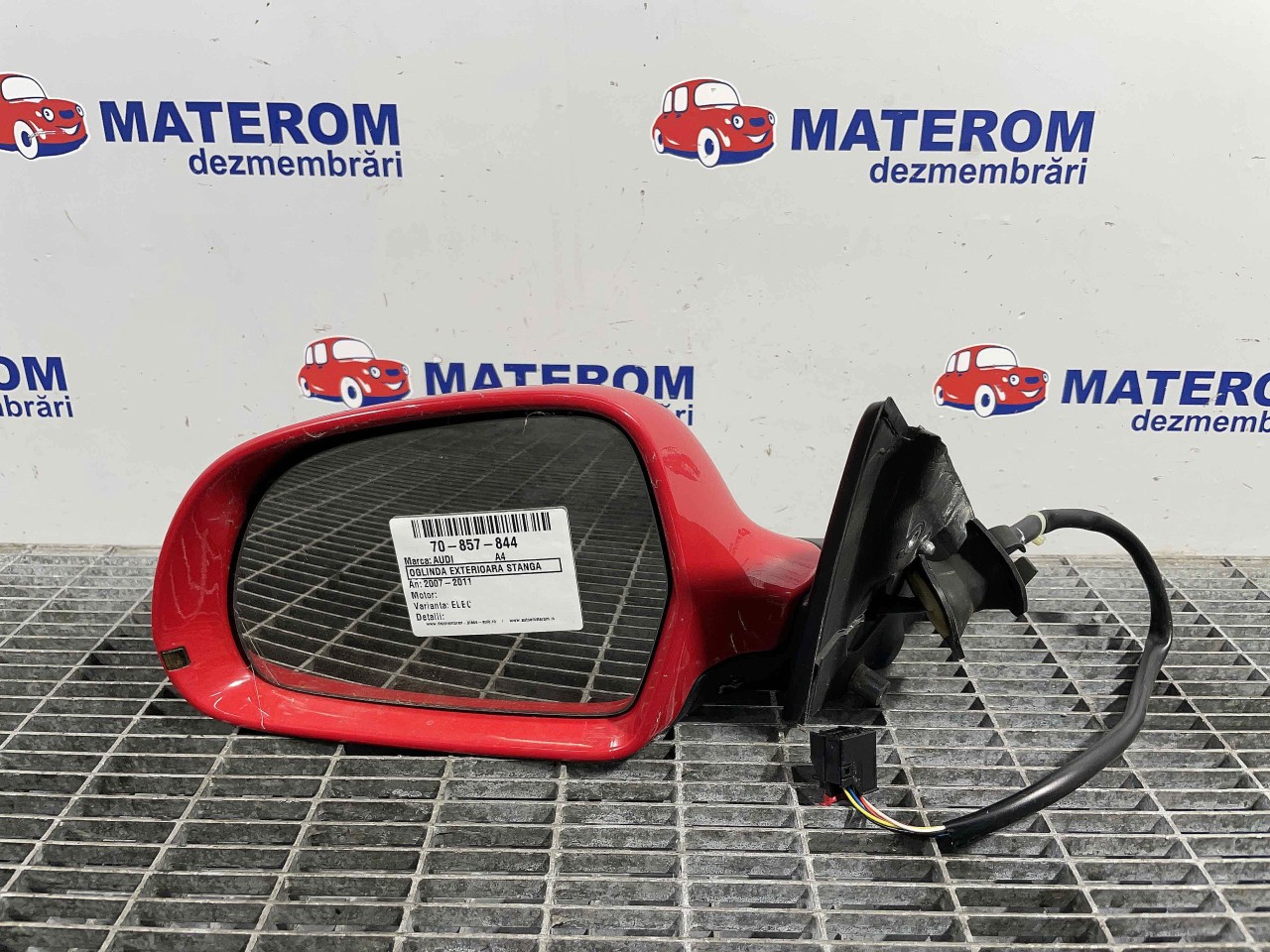 OGLINDA EXTERIOARA STANGA AUDI A4 A4 - - (2007 2011)