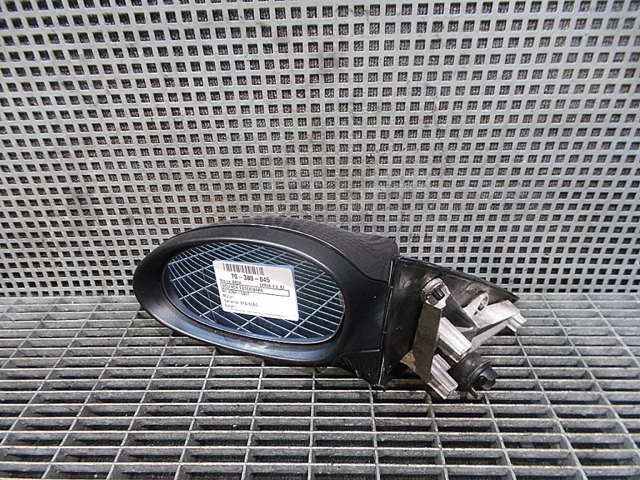 OGLINDA EXTERIOARA STANGA BMW SERIA 1 E 87 - - (2004 2007)