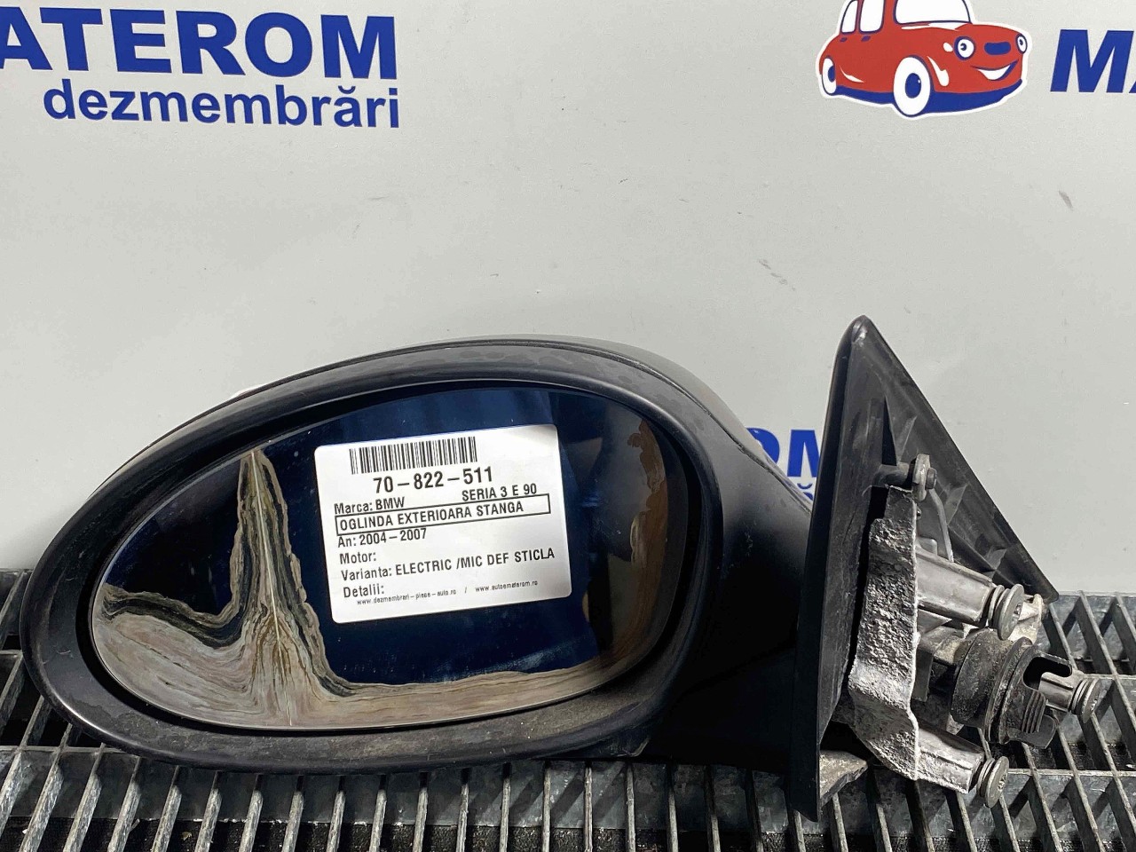 OGLINDA EXTERIOARA STANGA BMW SERIA 3 E 90 - - (2004 2007)