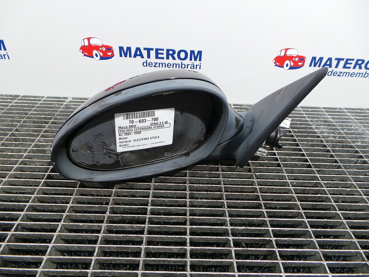 OGLINDA EXTERIOARA STANGA BMW SERIA 3 E 90 - - (2004 2007)