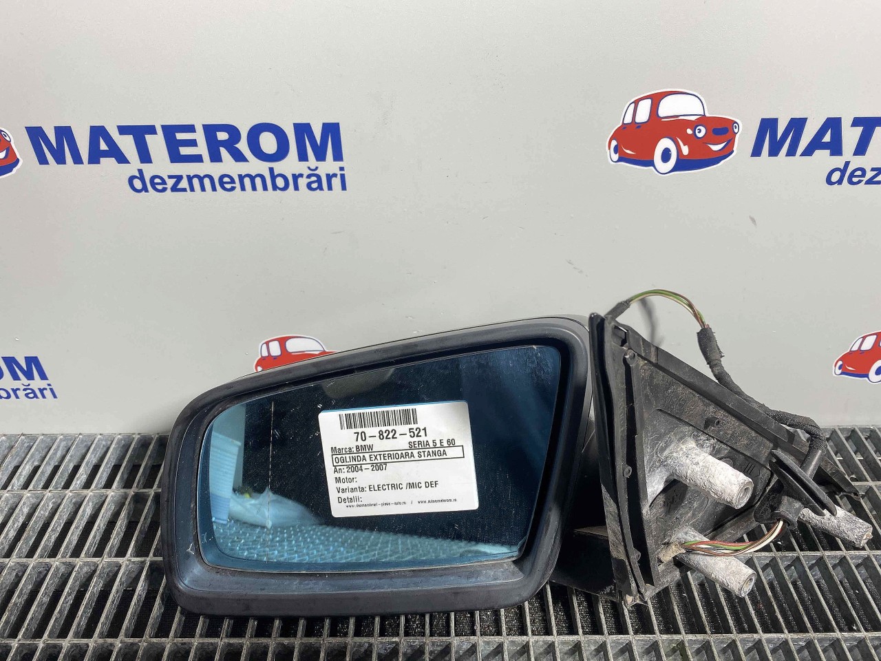OGLINDA EXTERIOARA STANGA BMW SERIA 5 E 60 - - (2004 2007)