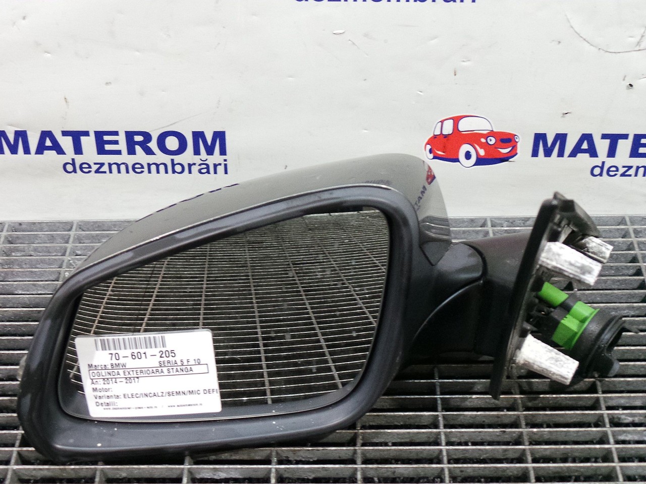 OGLINDA EXTERIOARA STANGA BMW SERIA 5 F 10 - - (2014 2017)