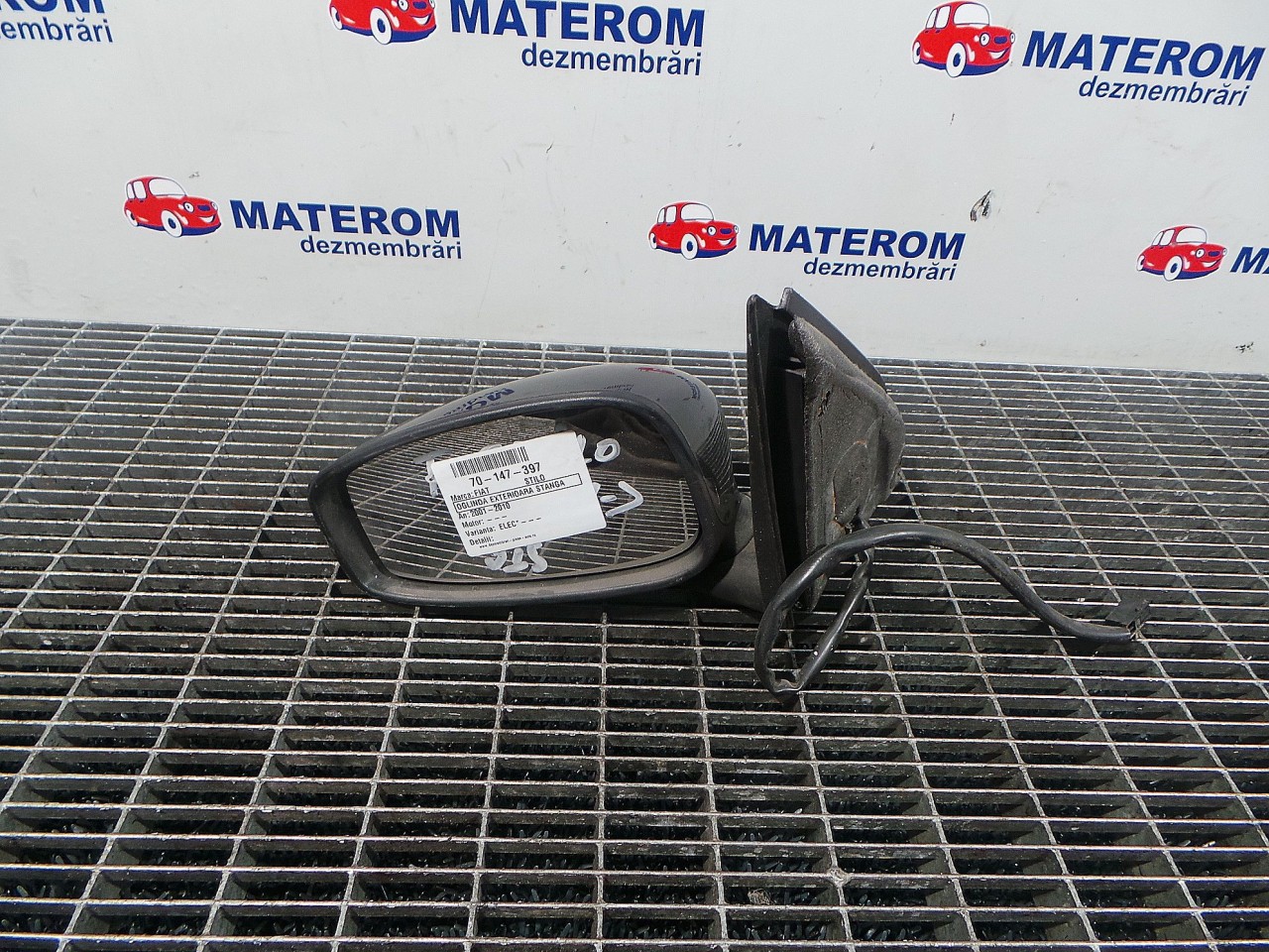 OGLINDA EXTERIOARA STANGA FIAT STILO - -