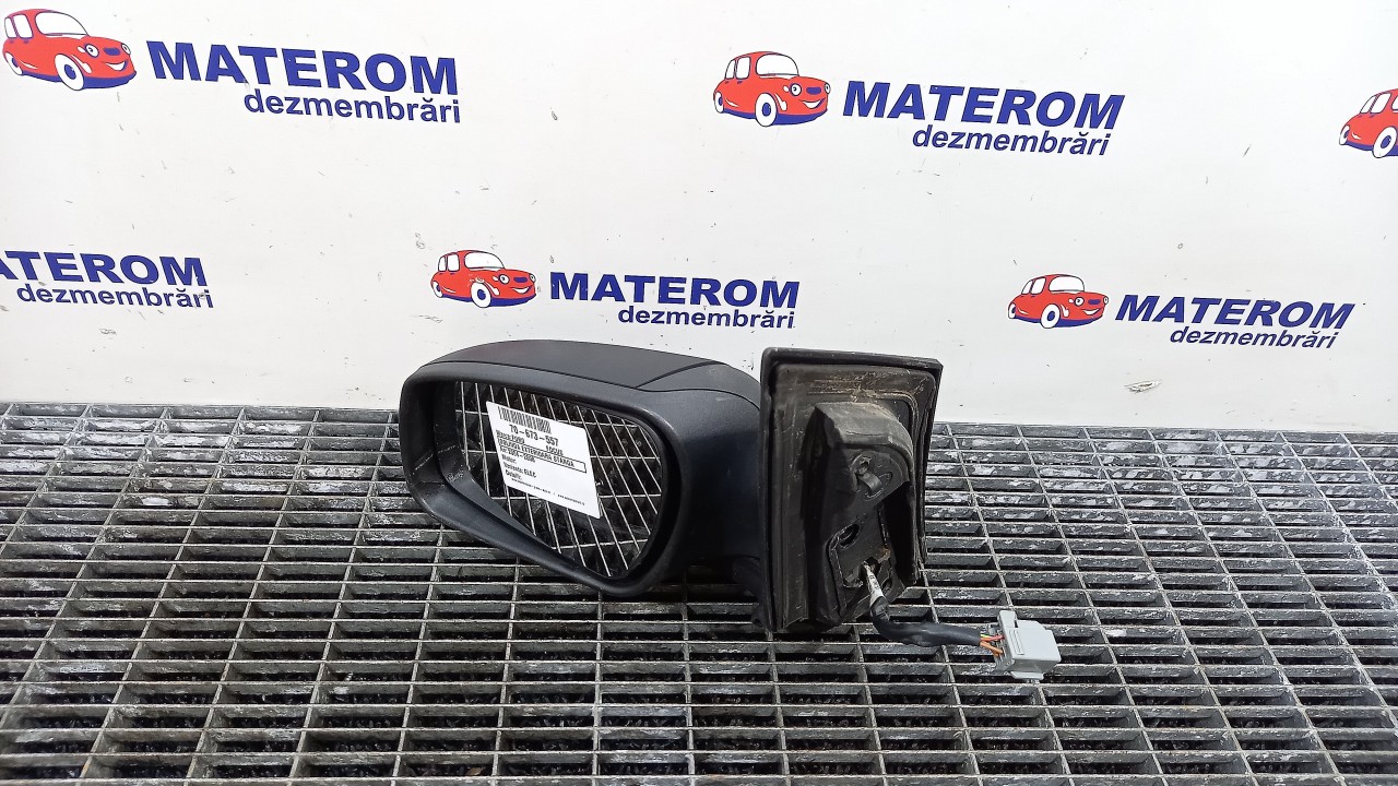 OGLINDA EXTERIOARA STANGA FORD FOCUS - - (2004 2008)