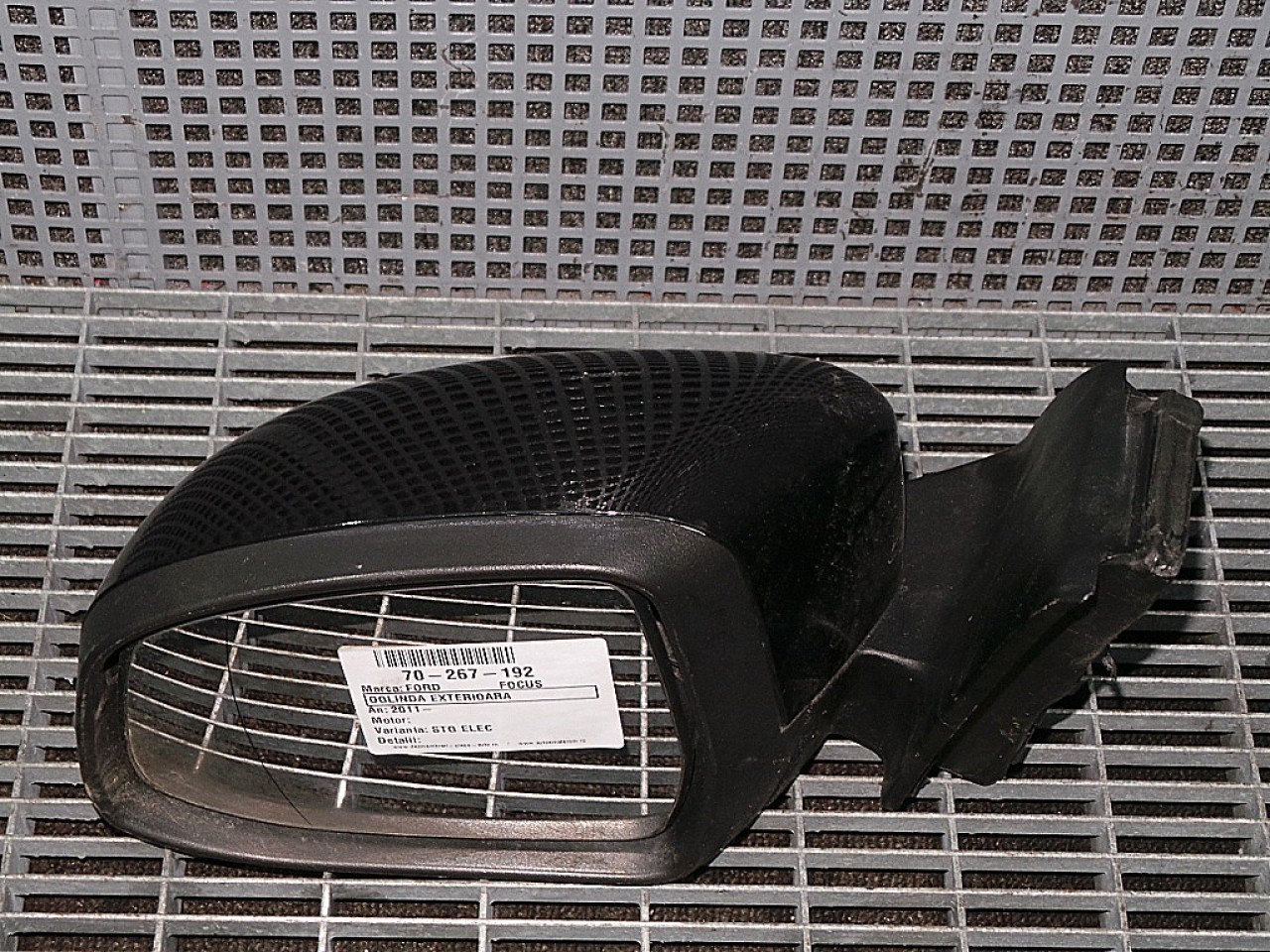 OGLINDA EXTERIOARA STANGA FORD FOCUS - - (2011 2014)