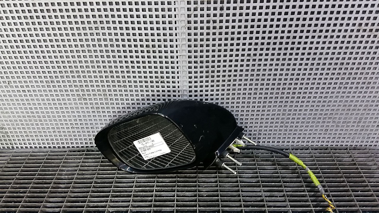 OGLINDA EXTERIOARA STANGA LEXUS IS IS - - (2005 2010)