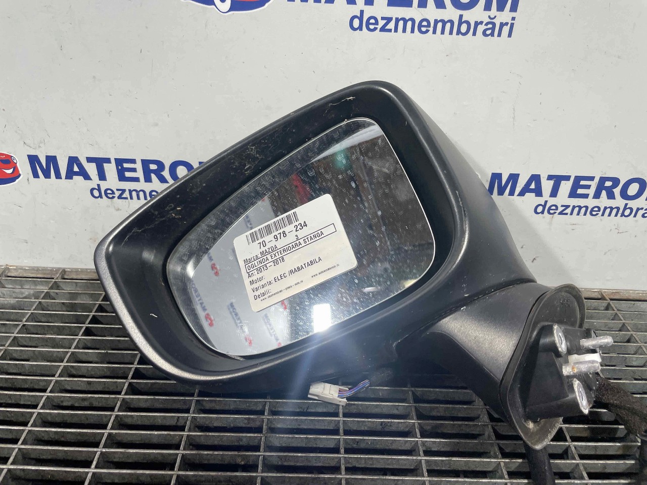 OGLINDA EXTERIOARA STANGA MAZDA 3 - - (2013 2018)