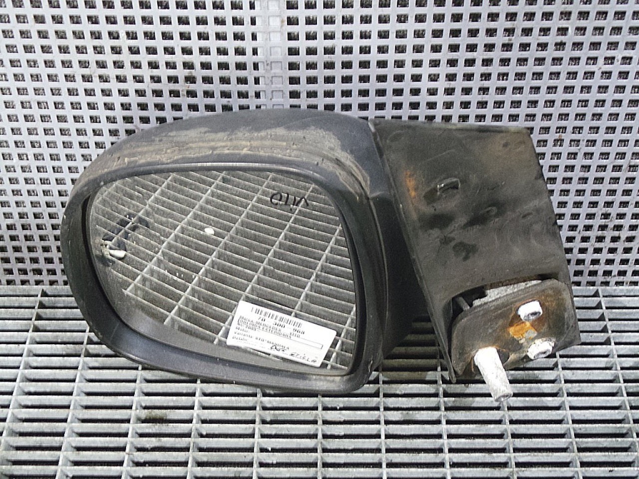 OGLINDA EXTERIOARA STANGA MERCEDES VITO VITO - - (2003 2010)