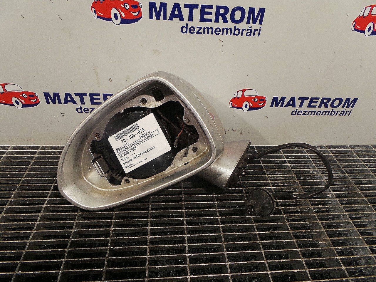 OGLINDA EXTERIOARA STANGA OPEL CORSA D CORSA D - - (2006 2011)